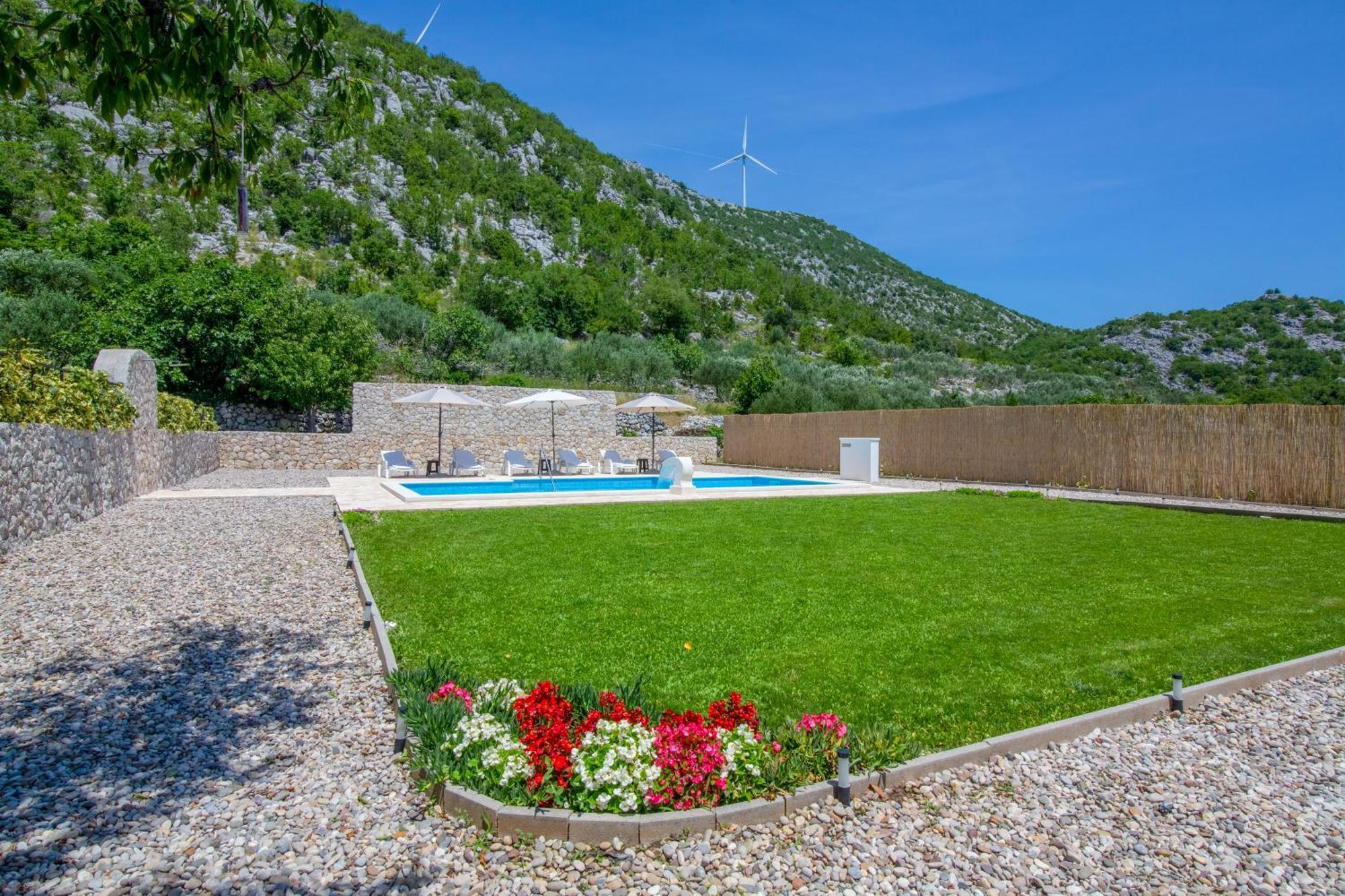 Villa Elin Seoca Exterior photo
