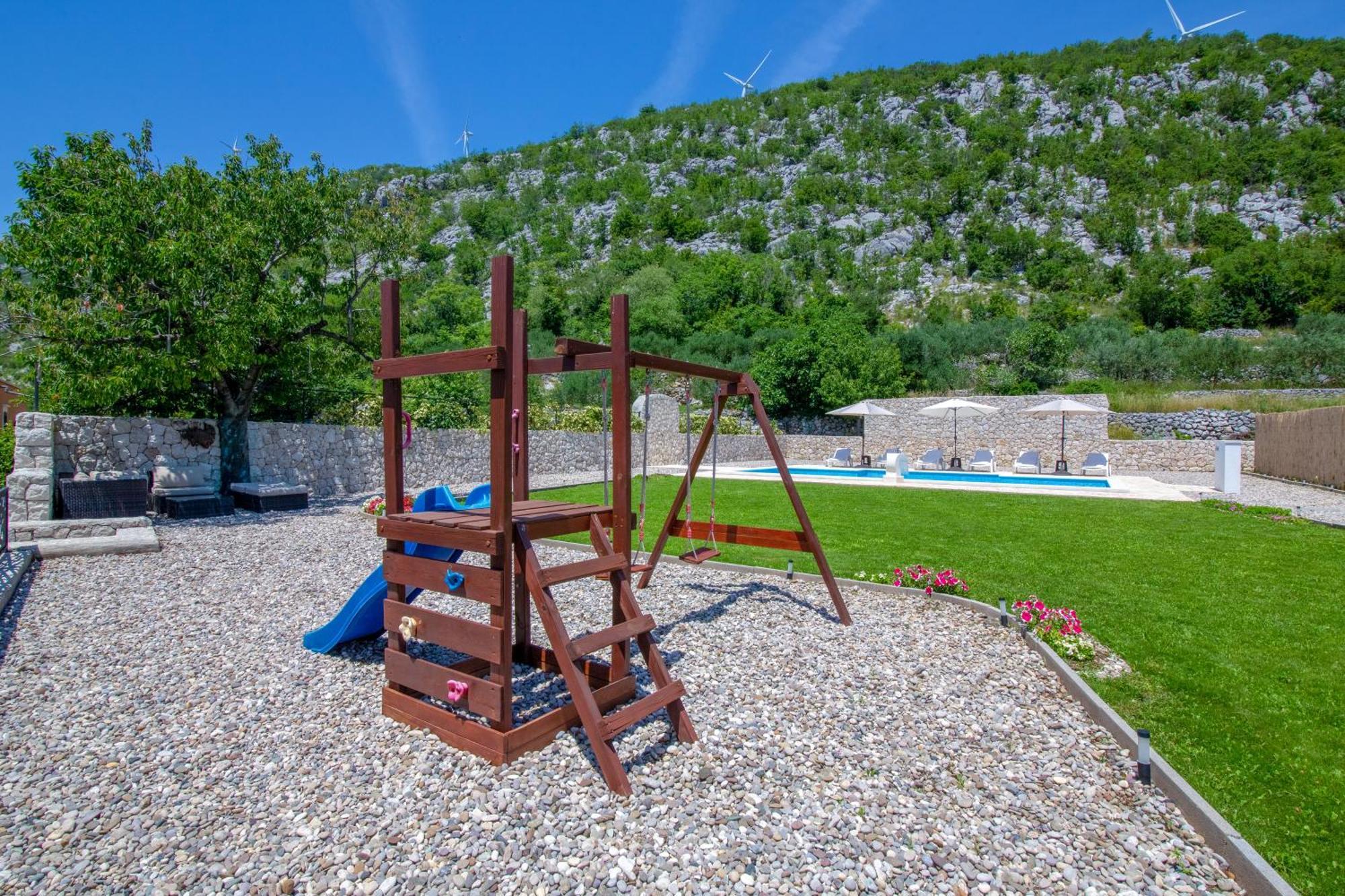 Villa Elin Seoca Exterior photo